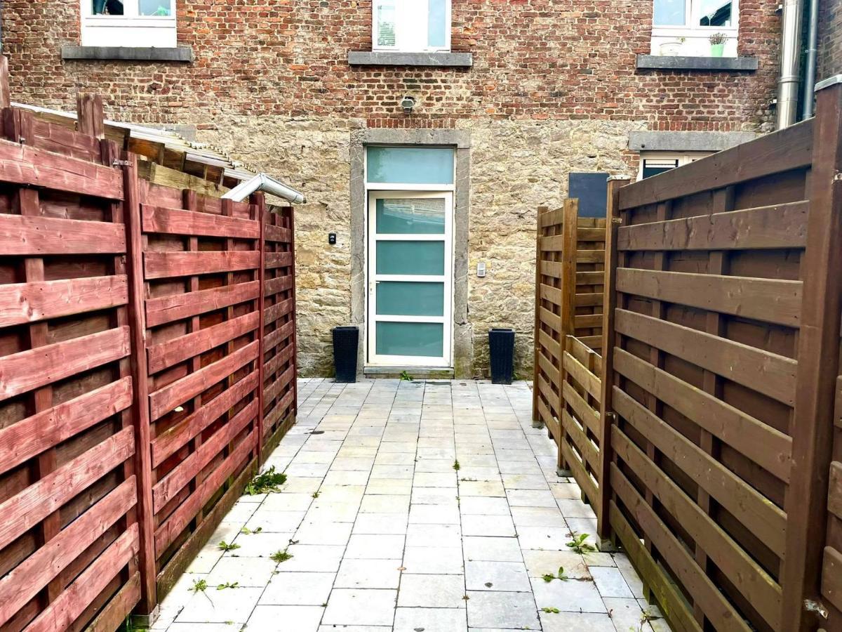 L'Appartement D'Houyet - Esc'Appart Esterno foto